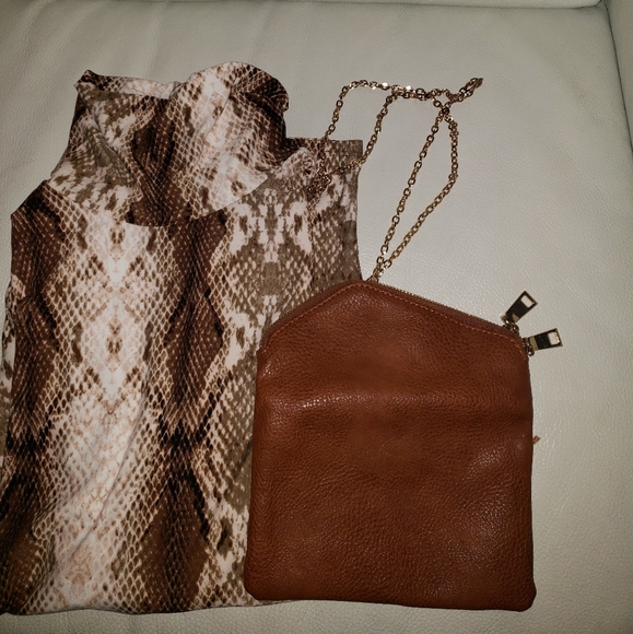 Camel color crossbody bag - Picture 3 of 4